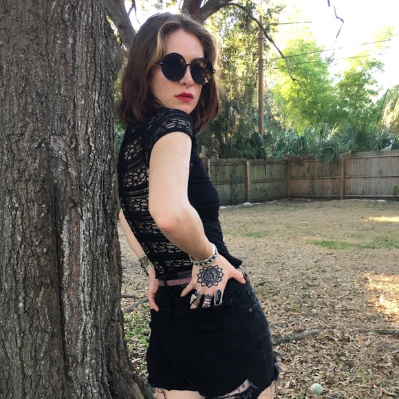 Lace black top - Picture 3 of 3